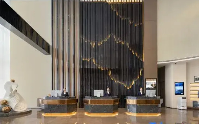 Ordos Dongsheng District National Fitness Center Atour Hotel