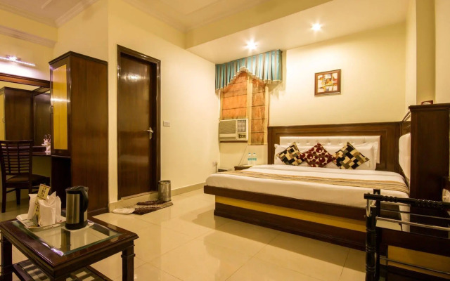 Hotel Grand Park Inn