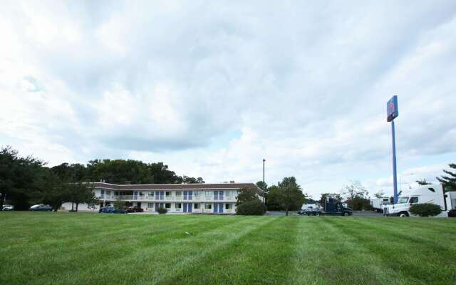 Motel 6 Elkton, MD