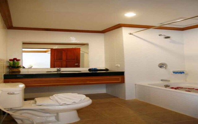 Jiraporn Hill Resort