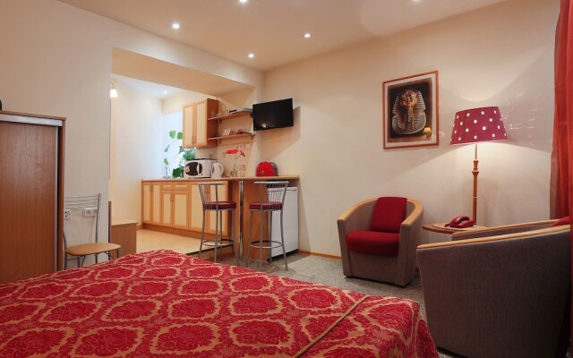 Ап-ты «Австрийский Дворик», Фурштатская, 45