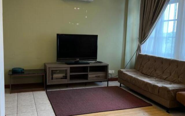 Rusnoor Homestay @ Elaeis 2 Bukit Jelutong