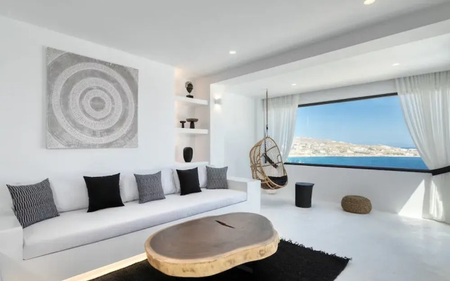 Villa With Aegean Sea Views