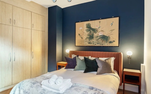 Beautiful 2 Bedroom Garden flat
