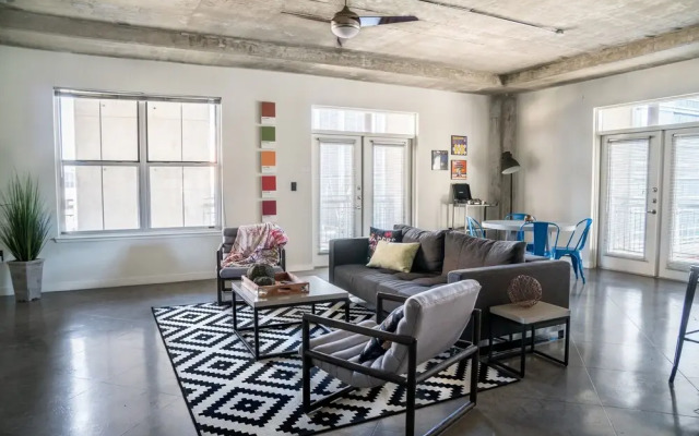 Locale Downtown Austin