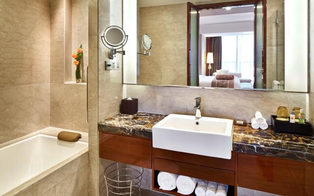 Crowne Plaza Zhenjiang by IHG