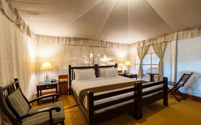 Jungle Cave Resort