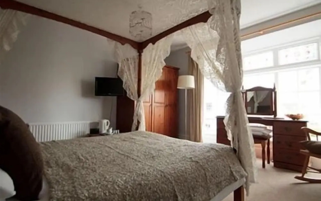 The Bugle Coaching Inn