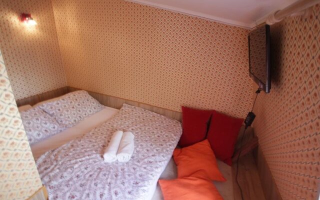 Отель Серебряный Двор