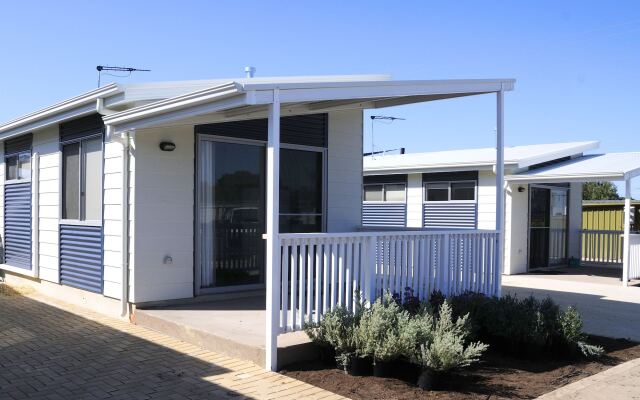 Discovery Parks - Adelaide Beachfront