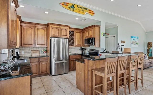 Outlaw's Inn 3 Bedroom Home