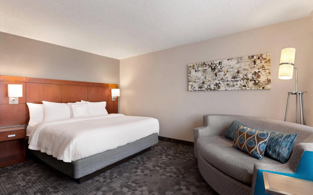 Courtyard by Marriott Tulsa Central