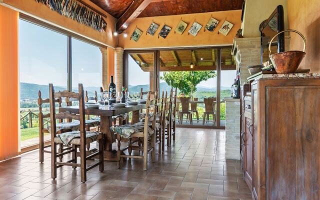 Charismatic Holiday Home in Montone With Private Pool