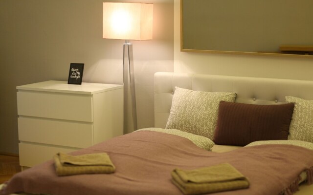 Dfive Apartments - Zichy