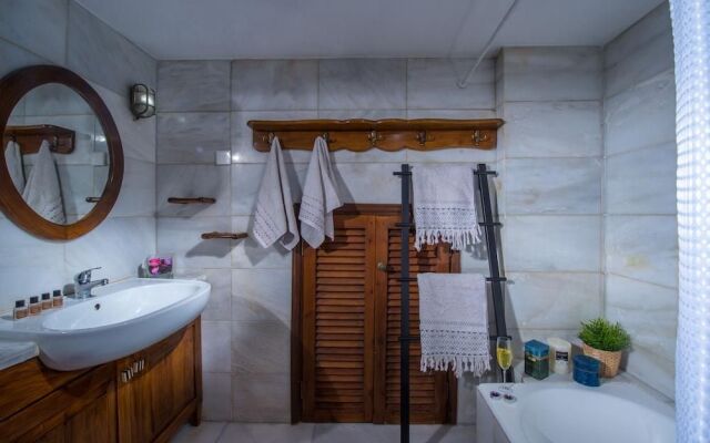 Koutouloufari House by Checkin