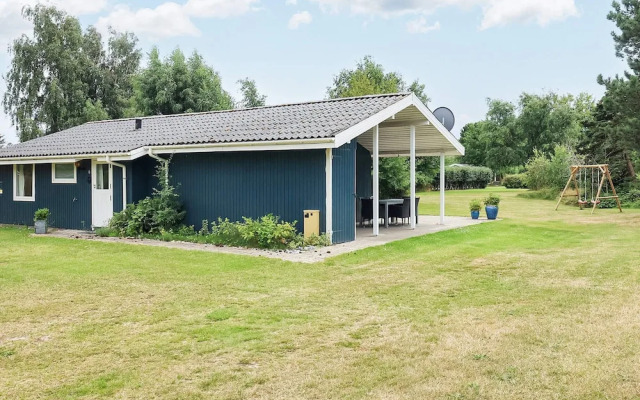 8 Person Holiday Home in Dannemare