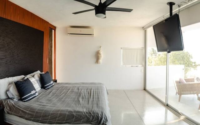 Breathtaking Beach Villa, Feel the Inviting Vibe!