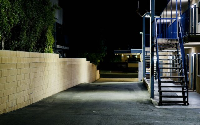 Red Carpet Motel