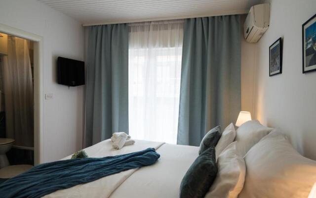 Rooms Lana