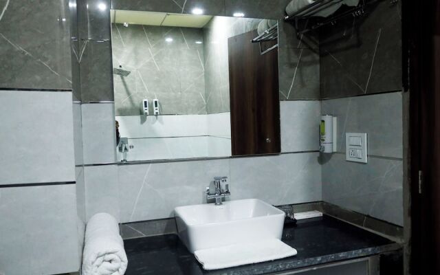 Shree Jee Hotel