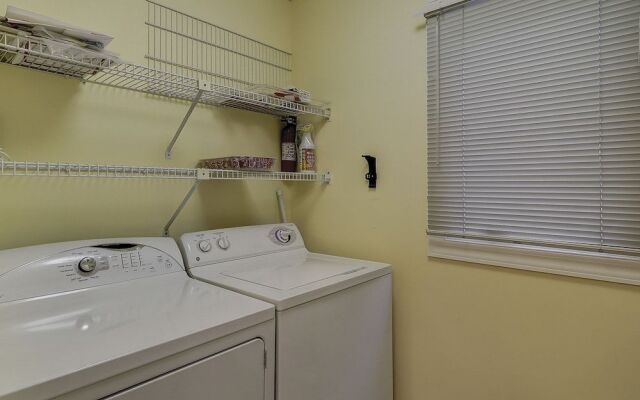 Colonnade Club 196 by RedAwning