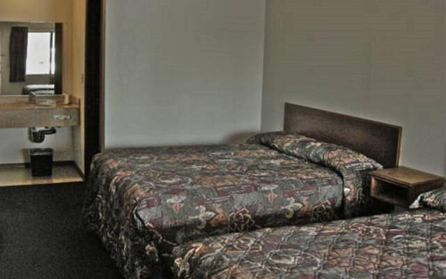 Red Lion Inn & Suites La Pine