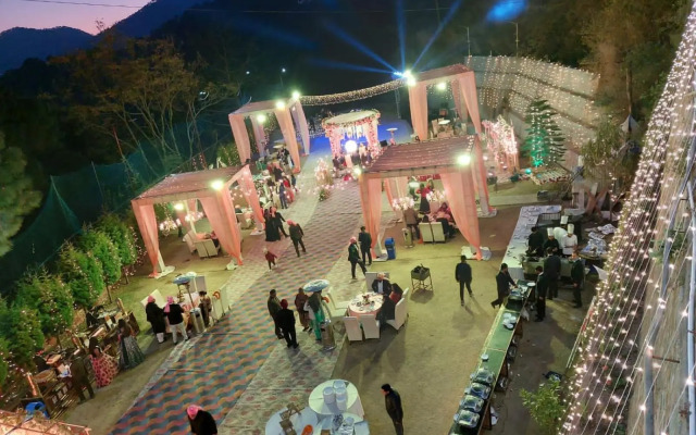 Wood Creek Resort & Spa Kasauli