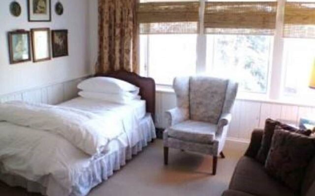 Ashbury House B&B