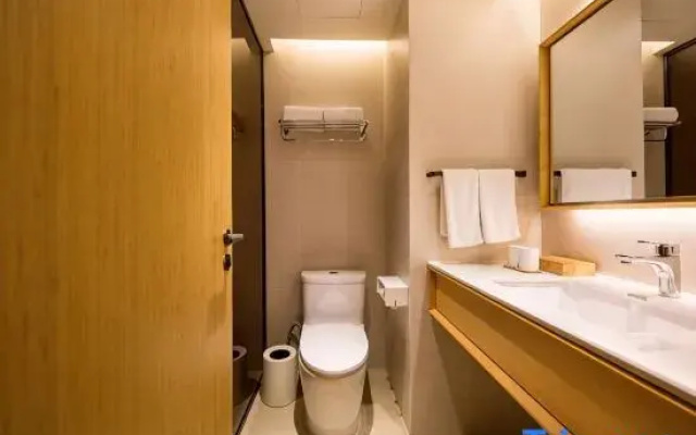 Ji Hotel (Qufu Sankong Scenic Area)
