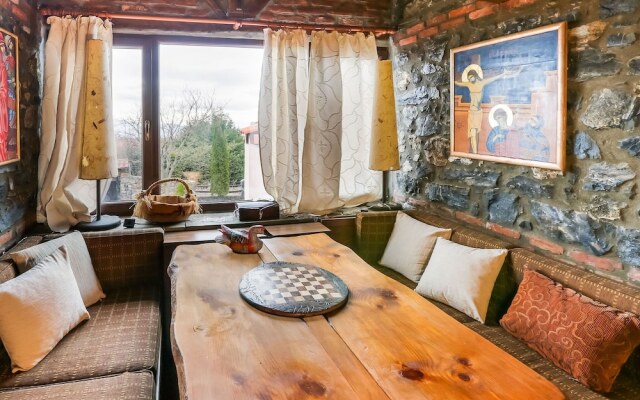 Traditional Holiday Home in Pella With Jacuzzi