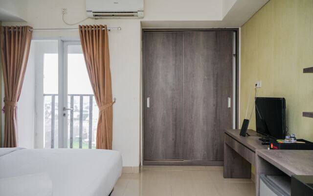 Cozy and Sweet Studio at Paramount Skyline Apartment