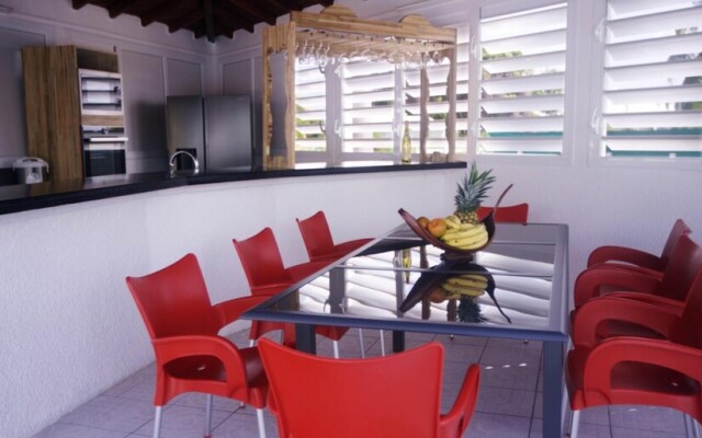 Villa With 5 Bedrooms in St Francois, With Wonderful sea View, Private Pool, Enclosed Garden