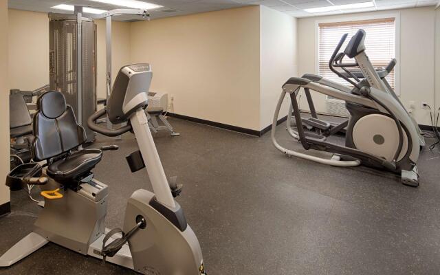 Best Western Thompson Hotel & Suites