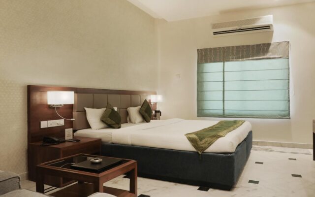 Hotel YKS