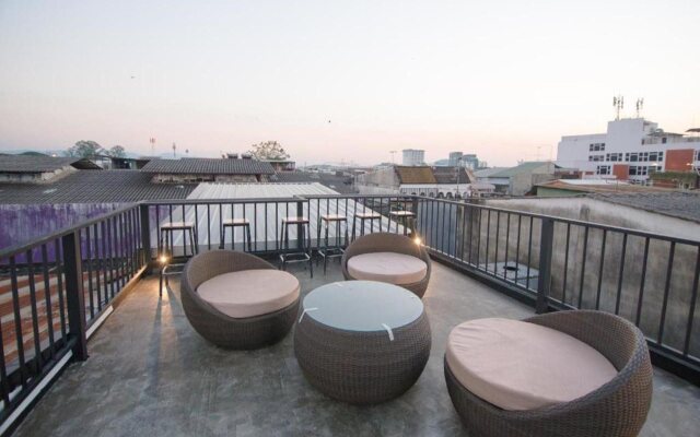 Suree House