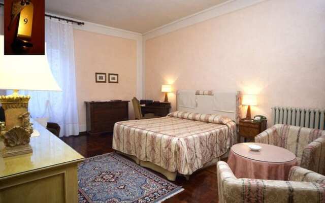 Palazzo Dragoni Residenza d'Epoca