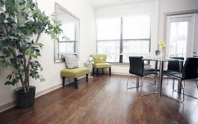 1505 Demonbreun By Sitsquare Suites