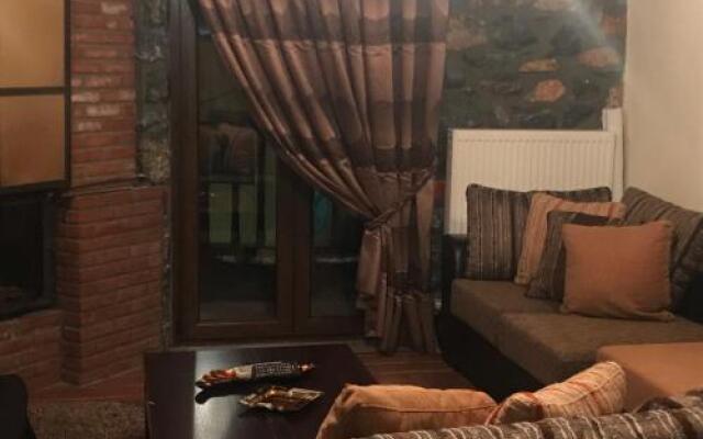 Anesis Suites