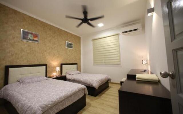 Come Inn Homestay 1379