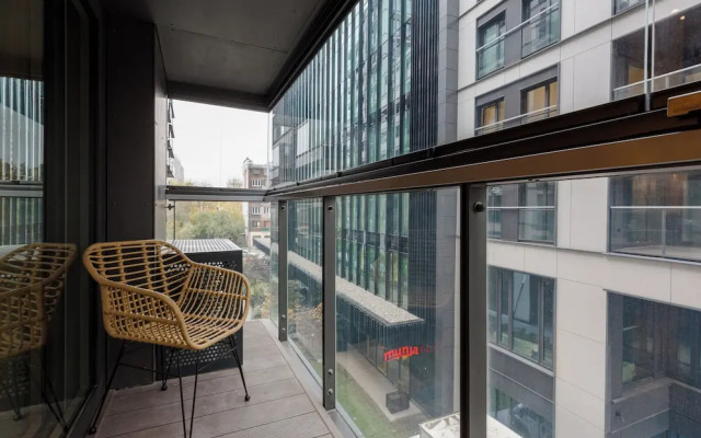 Mennica Morganit by Renters Prestige