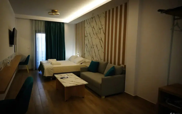 Electra Suites