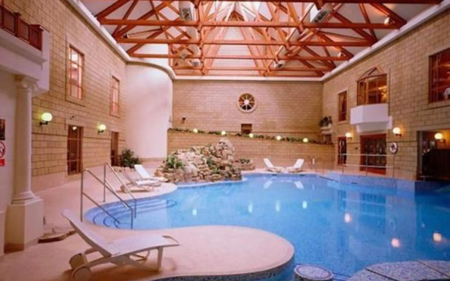 Delta Hotels by Marriott Tudor Park Country Club