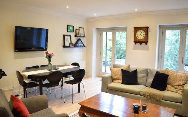 2 Bedroom Apartment With Garden Near Maida Vale