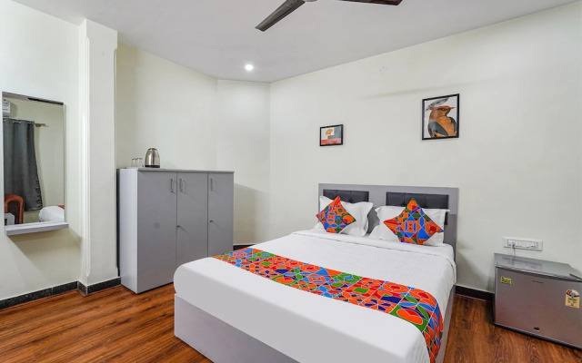 Fabhotel Ivory Pearl