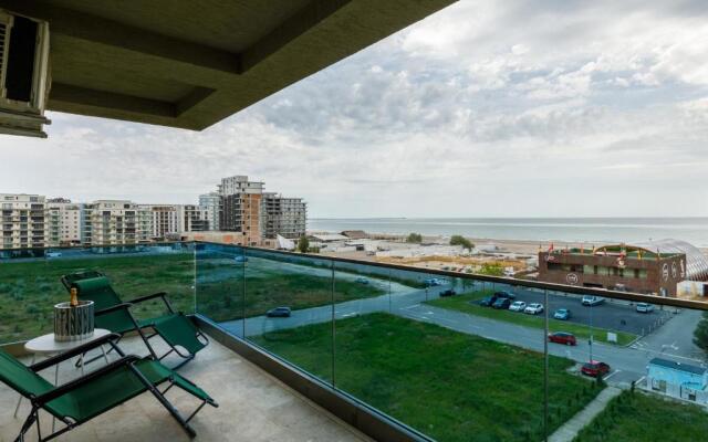 North Club Apartments II