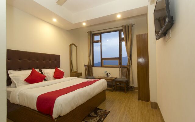 OYO 14341 Hotel Highland Vista