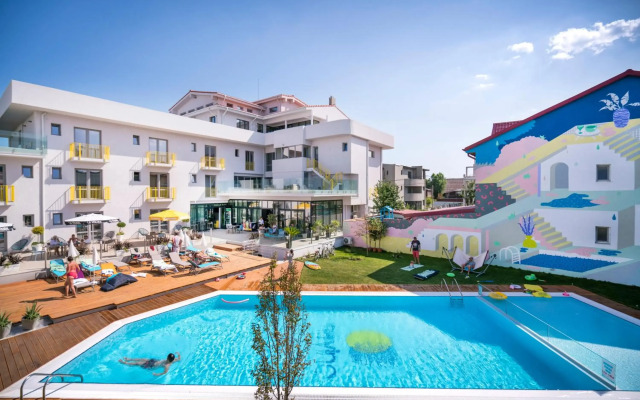 Nayino Resort Mamaia Nord