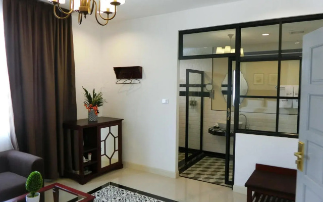 Bloom Boutique Hotel and Cafe