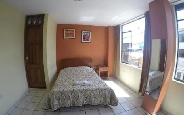 Hostal Huacaloma