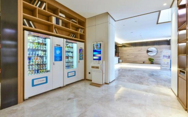 Ruidu e hotel state (grape shed store)